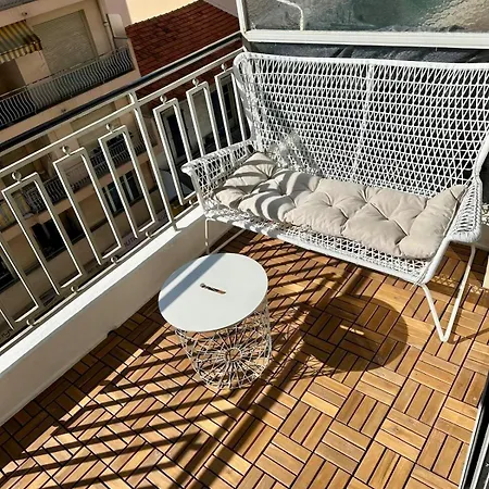 Elegant Escape In - Walk To And Old Town Apartamento