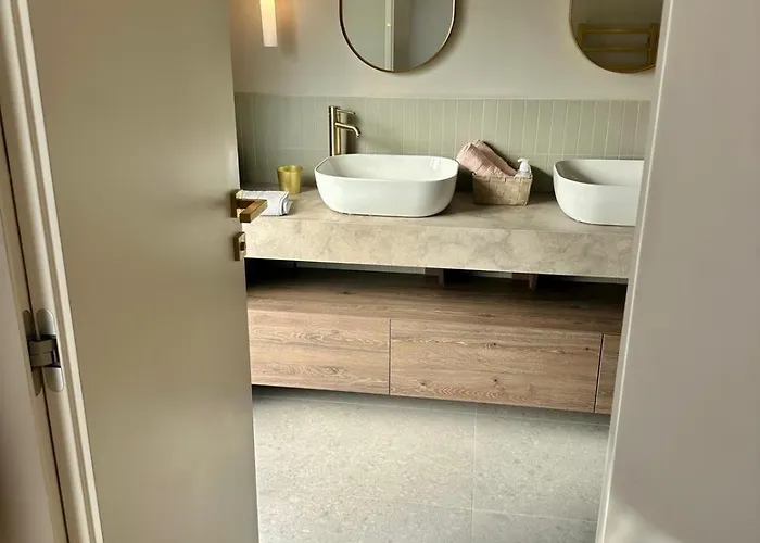 Elegant Escape In - Walk To And Old Town Lejlighed Antibes